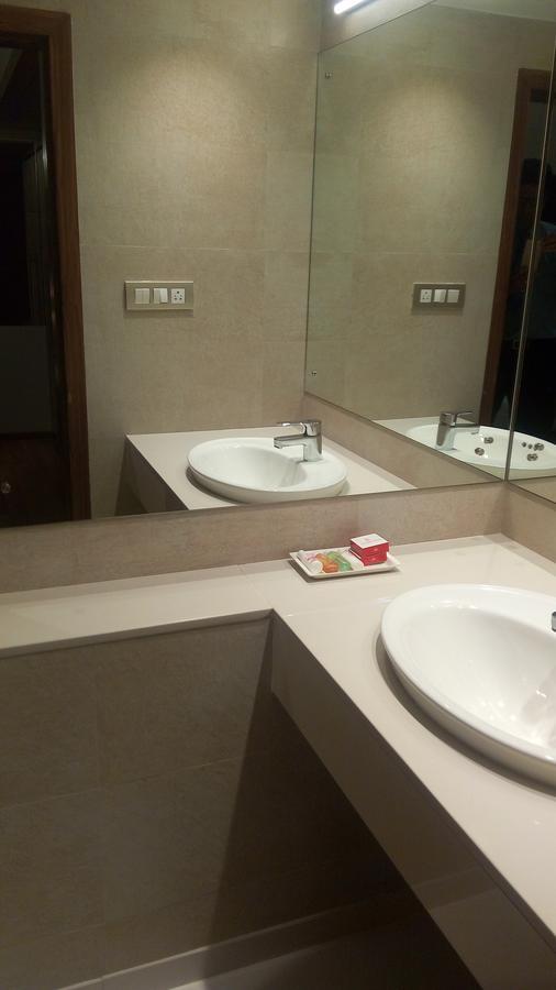 The Royal Orchid Hotel, Chembur Mumbai Eksteriør bilde