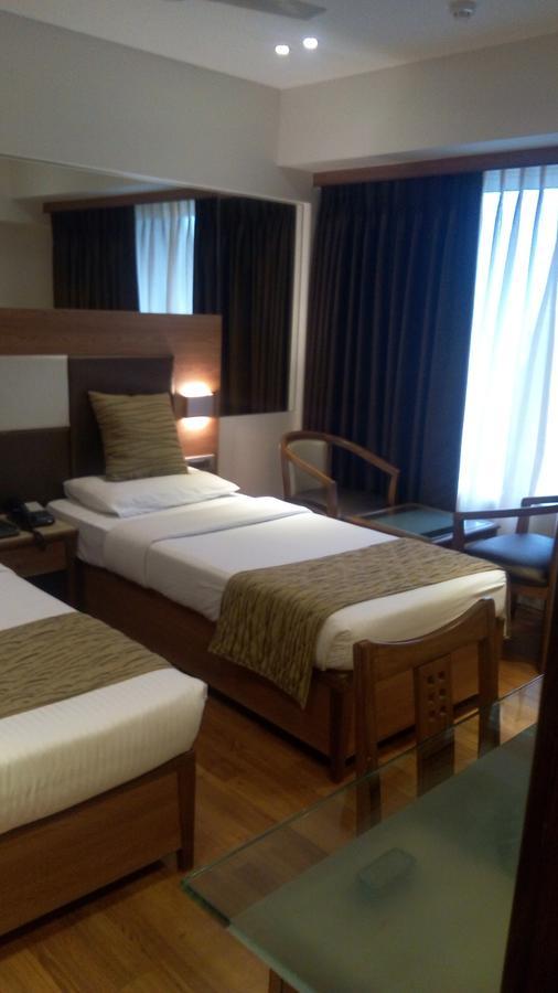The Royal Orchid Hotel, Chembur Mumbai Eksteriør bilde