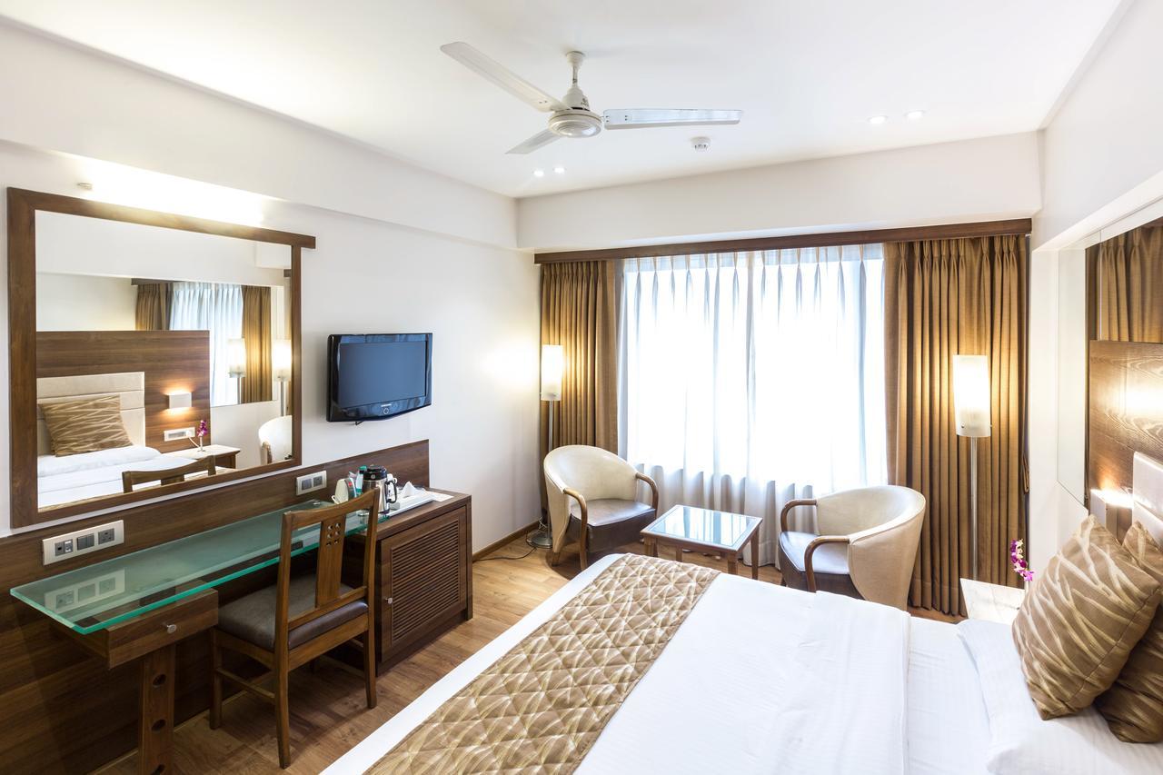 The Royal Orchid Hotel, Chembur Mumbai Eksteriør bilde