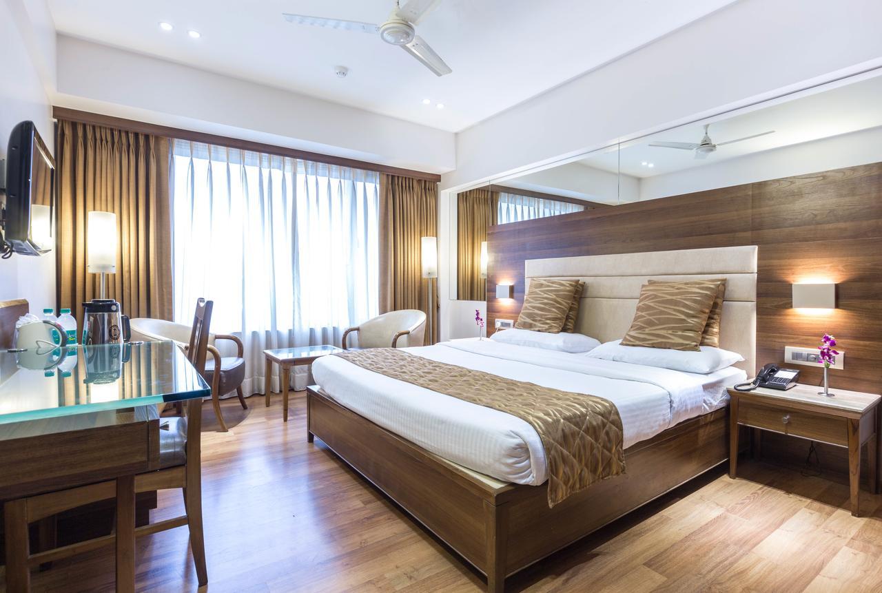 The Royal Orchid Hotel, Chembur Mumbai Eksteriør bilde
